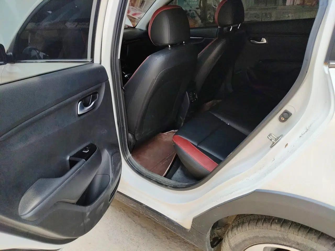 Kia KX Cross 2019 1.6L Automatic Dynamic Sunroof Version China VI — миниатюра 17