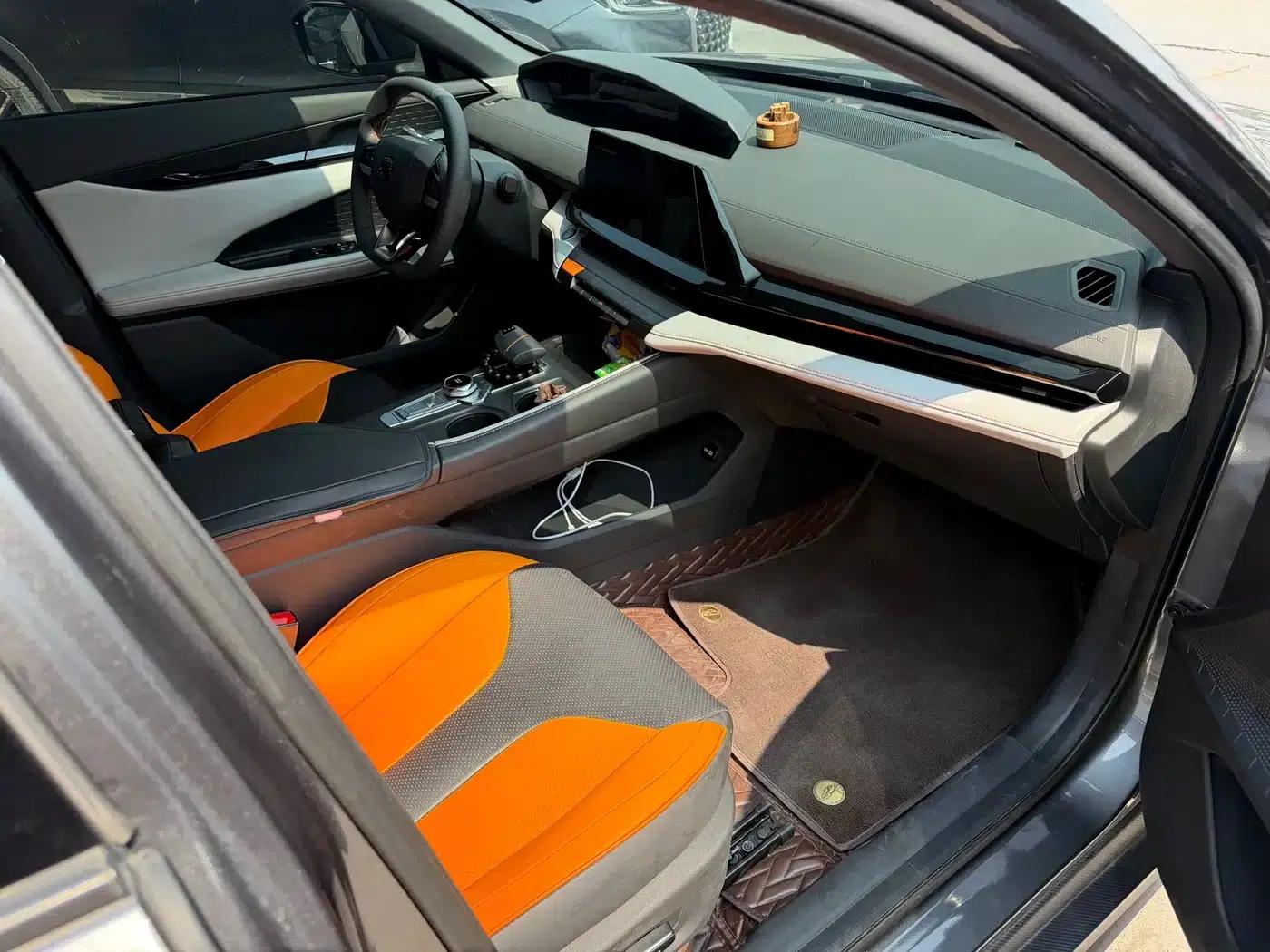 Changan UNI-V Smart Electric iDD 2024 Model Blue Whale Smart Electric iDD 136km Smart Cool Edition — миниатюра 4