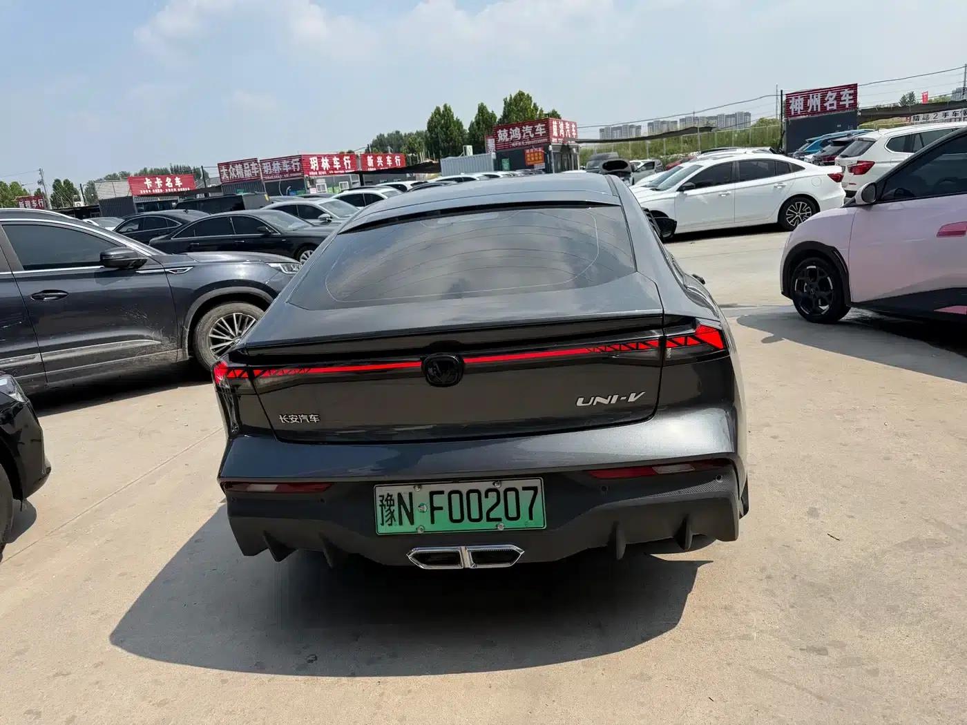 Changan UNI-V Smart Electric iDD 2024 Model Blue Whale Smart Electric iDD 136km Smart Cool Edition — миниатюра 8