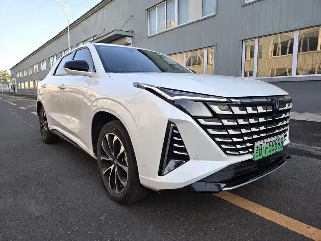 Changan UNI-Z New Energy 2024 Blue Whale Smart Electric iDD 125km Excellent Edition — миниатюра 3