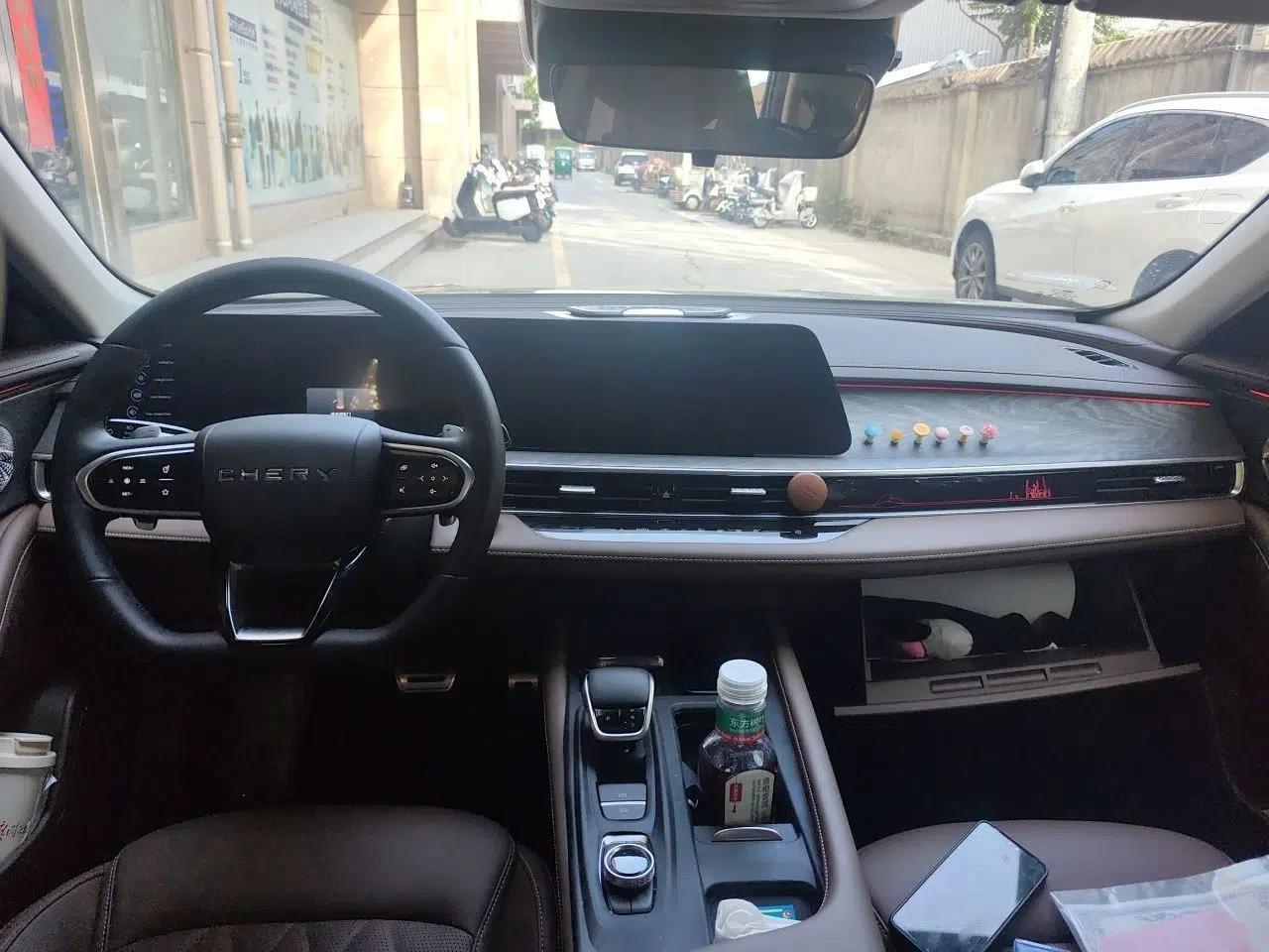 Chery Arrizo 8 2025 2.0T DCT Sport — миниатюра 9