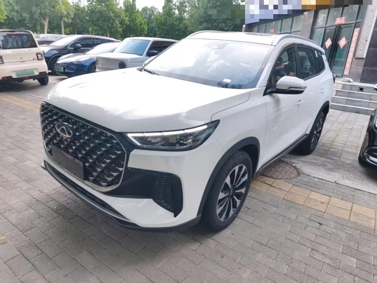 Chery Tiggo 8 PLUS 2025 Model 290TGDI DCT Chengshi Edition — миниатюра 1