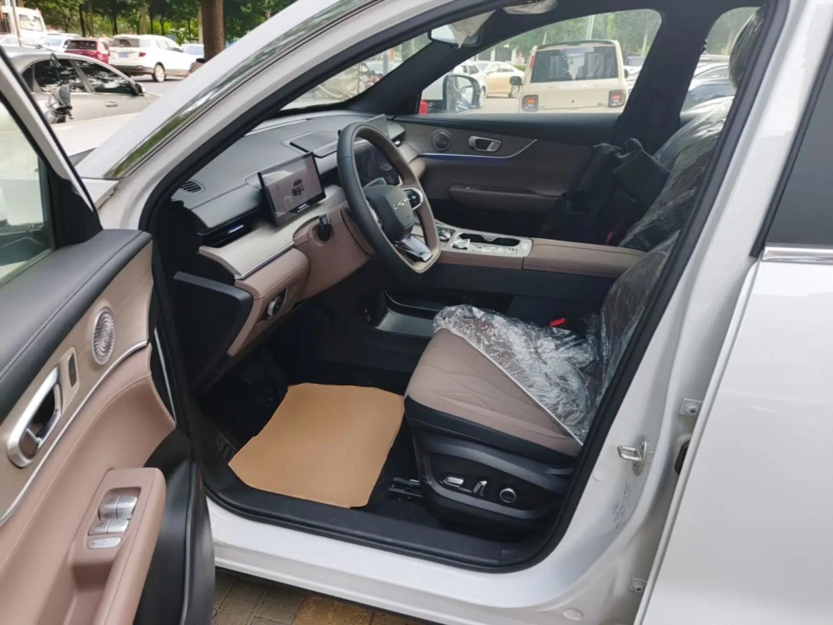 Chery Tiggo 8 PLUS 2025 Model 290TGDI DCT Chengshi Edition — миниатюра 18