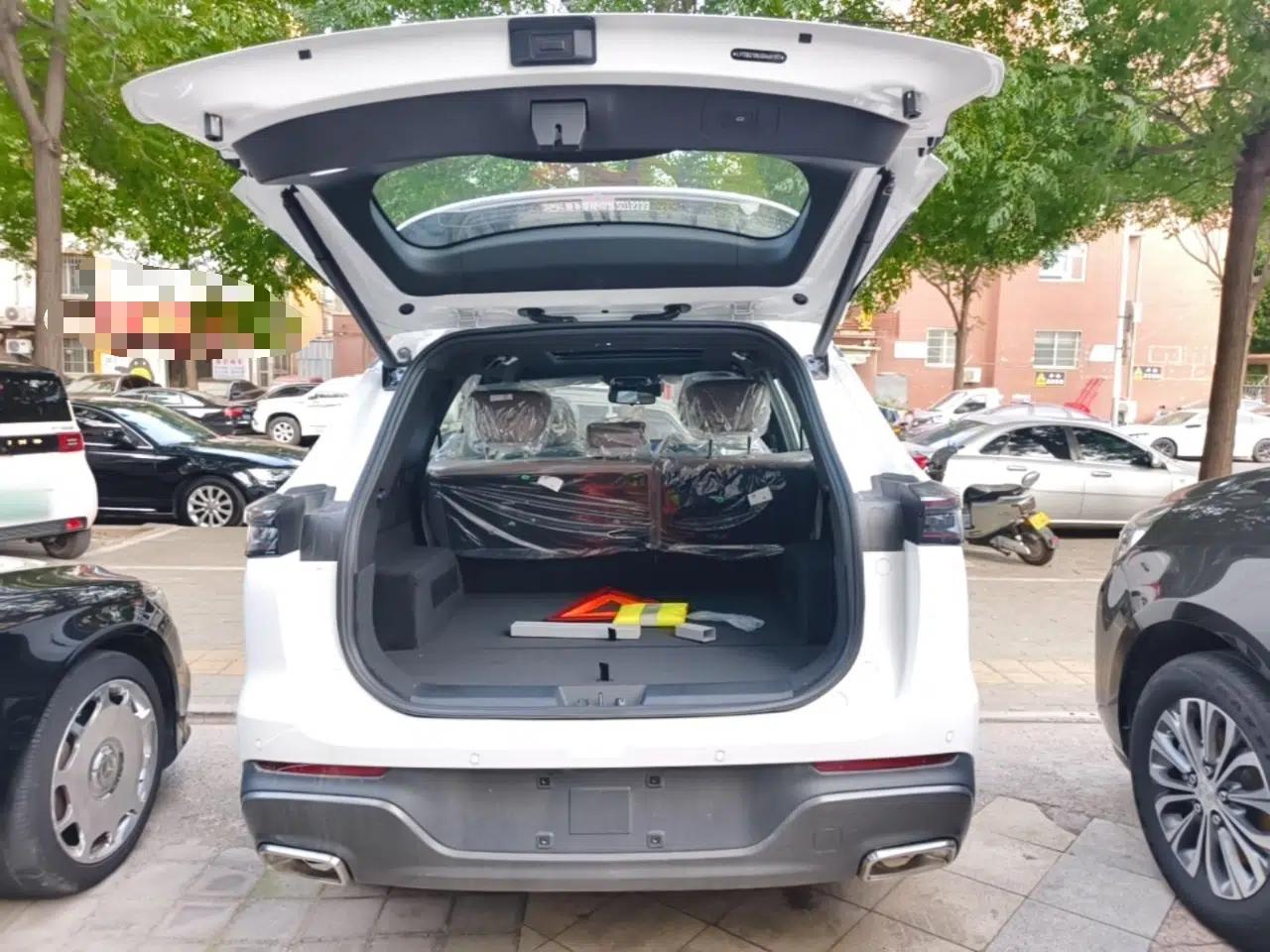 Chery Tiggo 8 PLUS 2025 Model 290TGDI DCT Chengshi Edition — миниатюра 22
