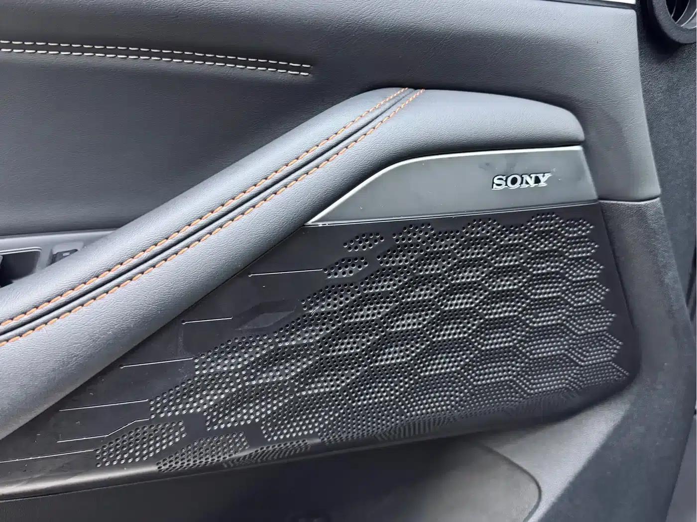 Changan UNI-K Smart Electric iDD 2022 Blue Whale iDD 130km 1.5T Excellent Edition — миниатюра 12