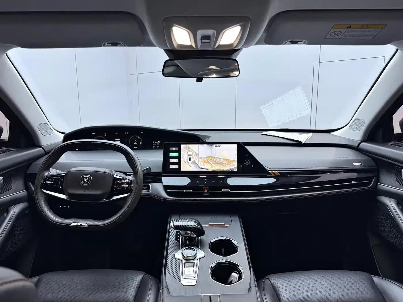 Changan UNI-K Smart Electric iDD 2022 Blue Whale iDD 130km 1.5T Excellent Edition — миниатюра 18