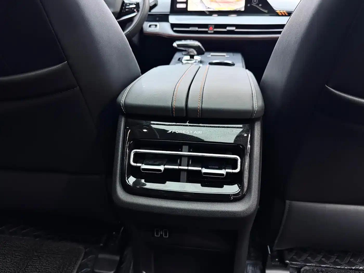 Changan UNI-K Smart Electric iDD 2022 Blue Whale iDD 130km 1.5T Excellent Edition — миниатюра 17