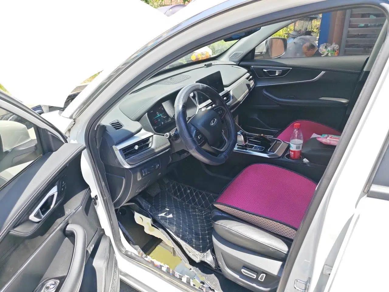 Chery Tiggo 8 2019 1.6 TGDI Automatic Elite Model — миниатюра 16