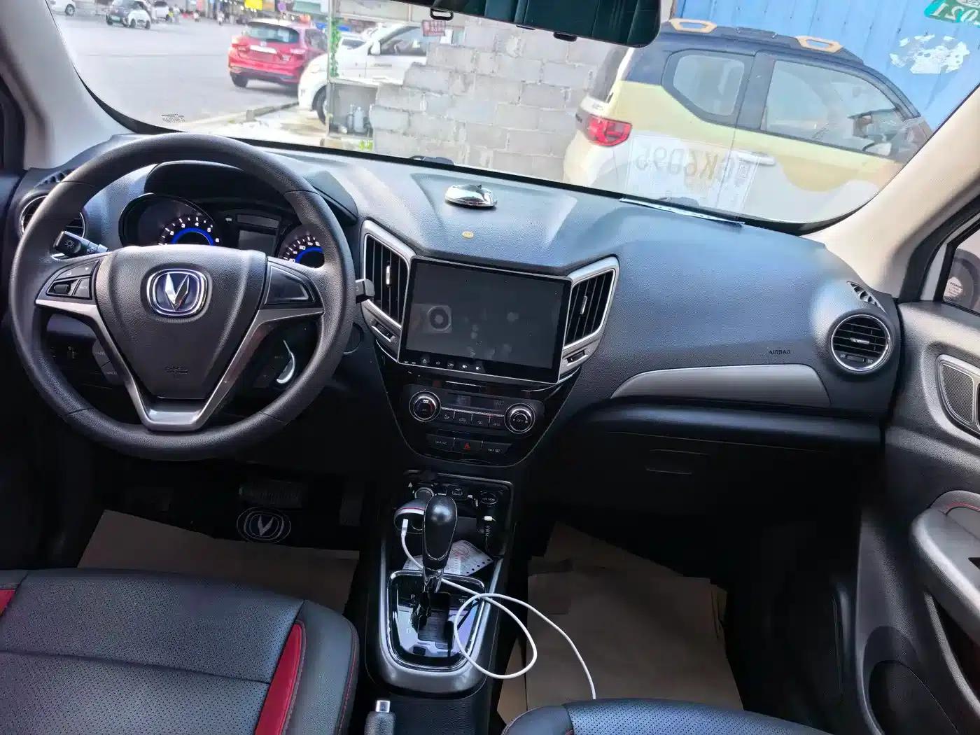 Changan CS15 2016 1.5L Automatic Fashion Edition — миниатюра 5