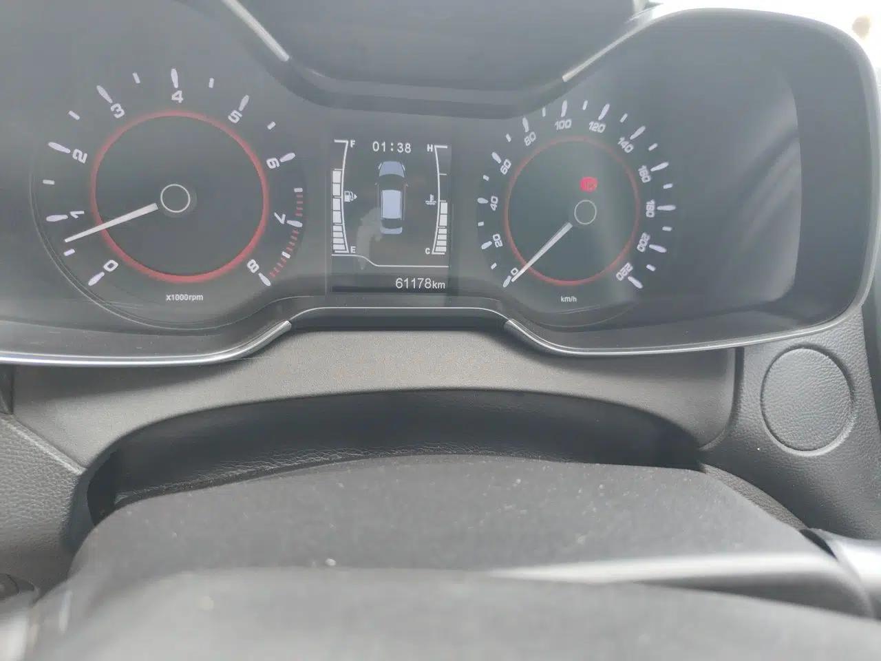 Chery Arrizo 5 2016 1.5L Manual Lingchao Edition — миниатюра 12