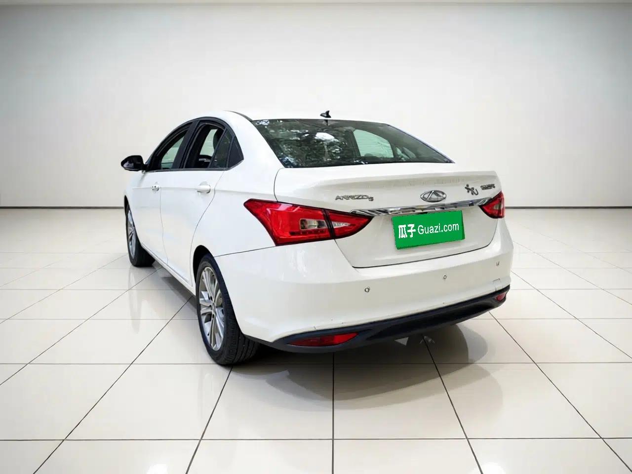 Chery Arrizo 5 2017 1.5L CVT Deluxe Edition — миниатюра 4