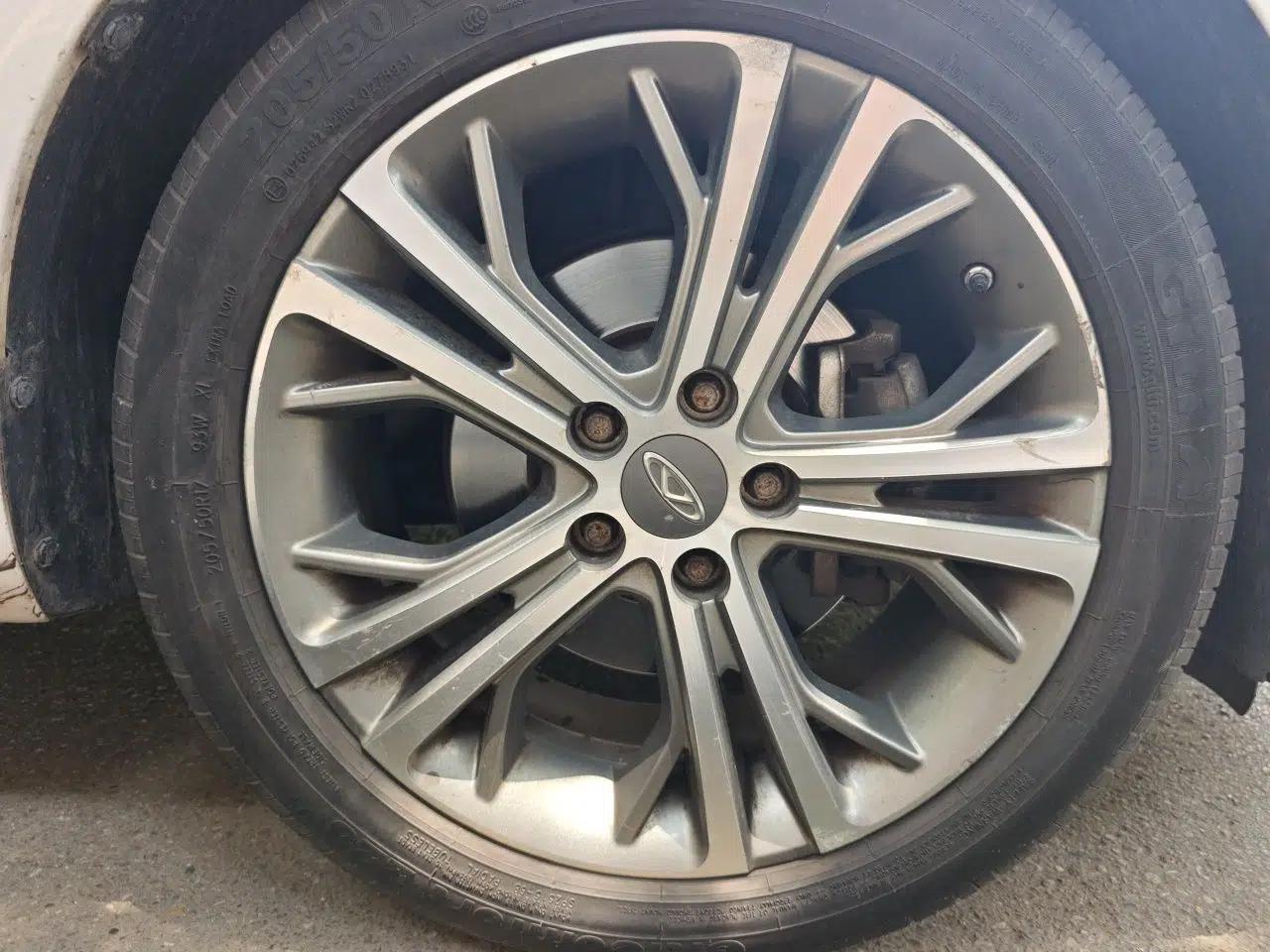 Chery Arrizo 5 2017 1.5L CVT Deluxe Edition — миниатюра 8
