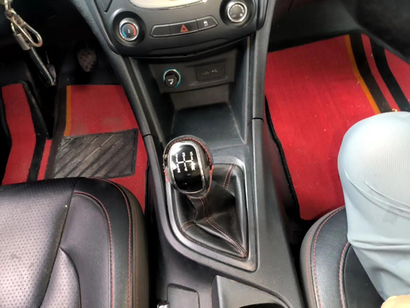 Chery Arrizo 5 2017 1.5L Manual Lingchao Edition — миниатюра 16