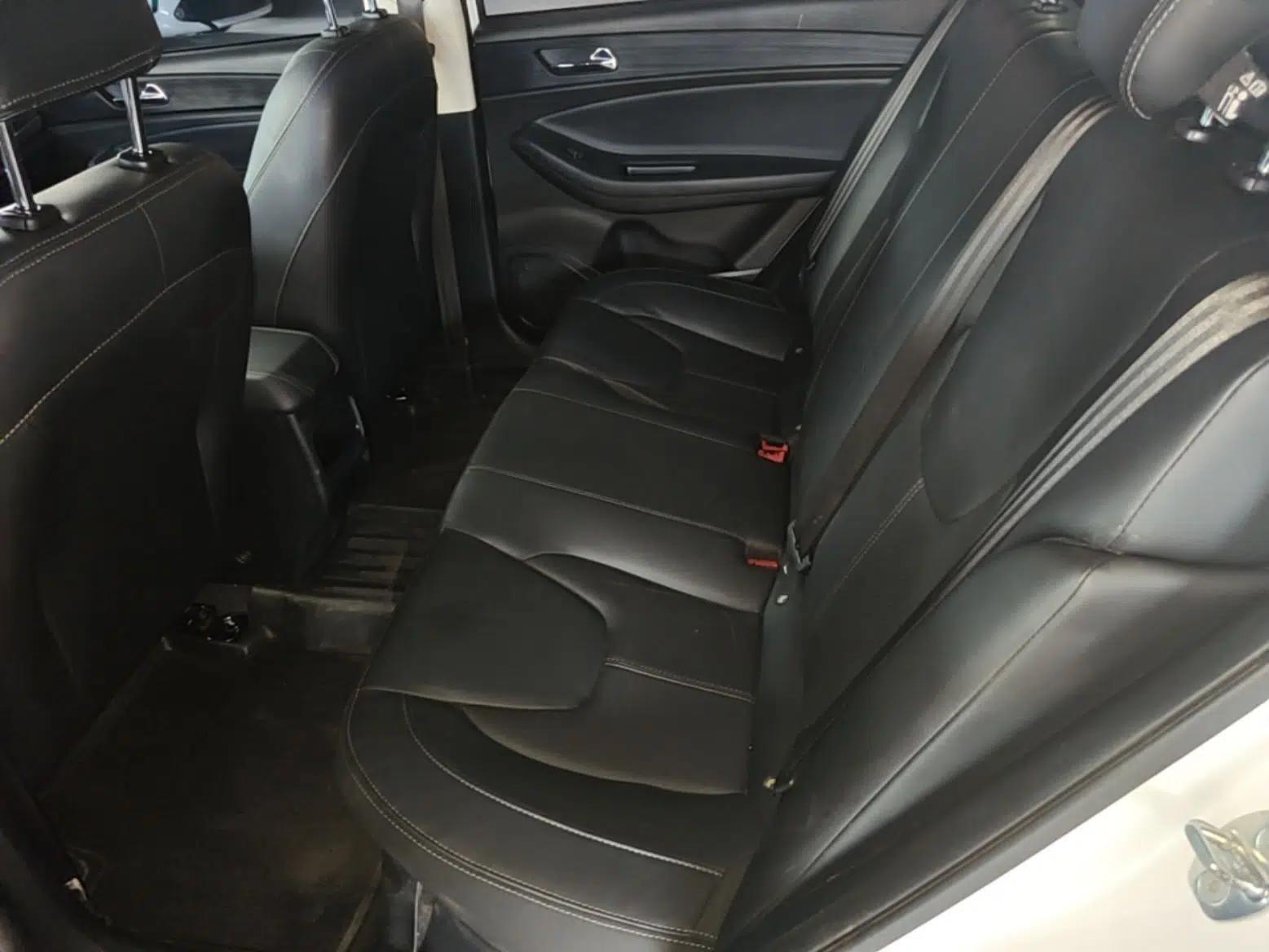 Chery Arrizo 5 2021 PRO 1.5L CVT Youth Edition — миниатюра 20