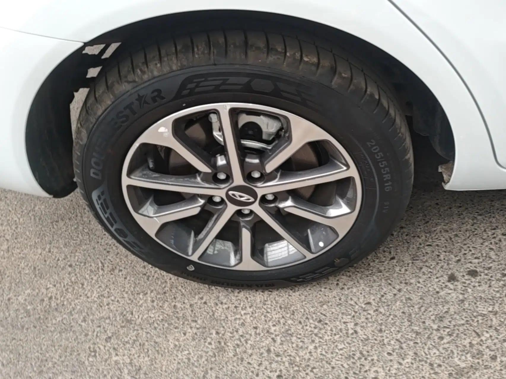 Chery Arrizo 5 2025 Excellence Version 1.5L CVT Fashionable Edition — миниатюра 11