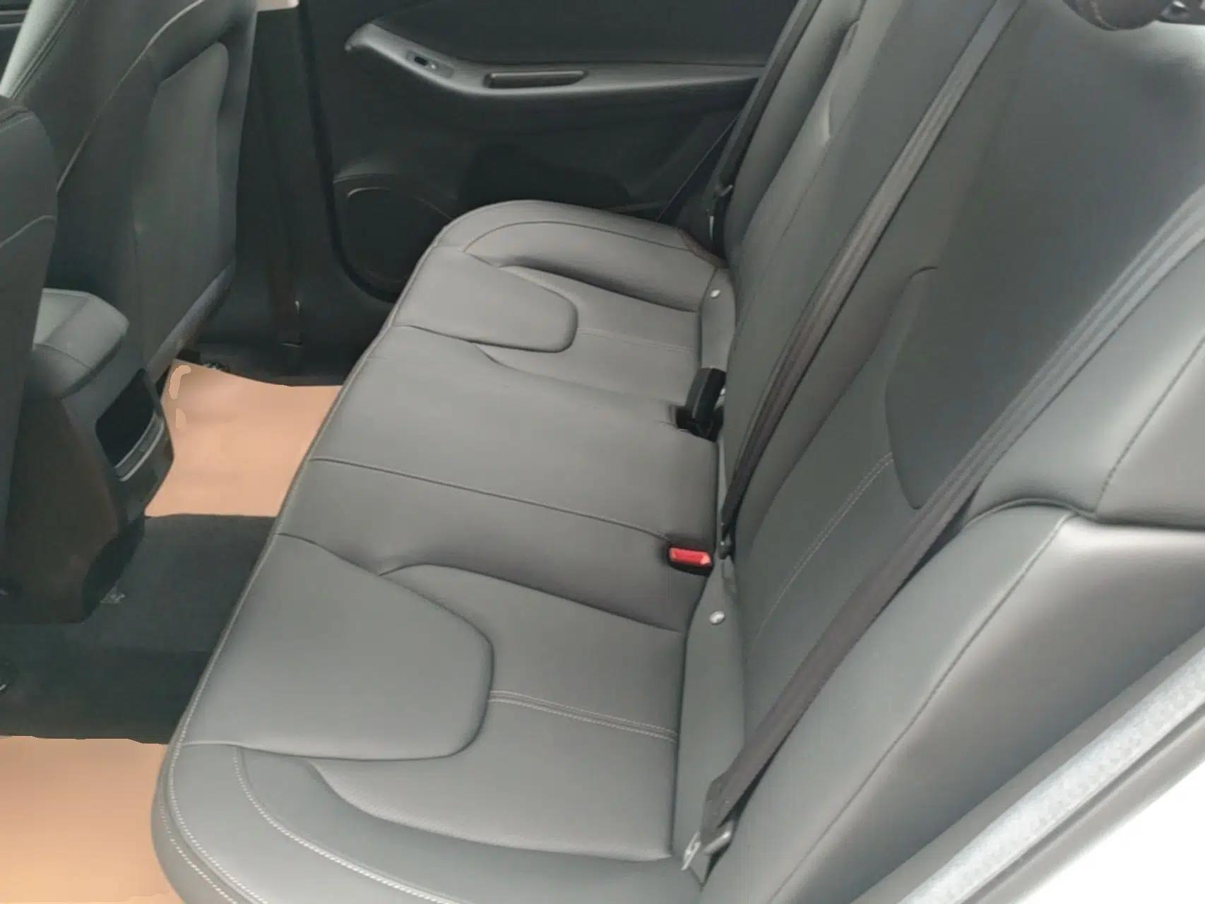 Chery Arrizo 5 2025 Excellence Version 1.5L CVT Fashionable Edition — миниатюра 20