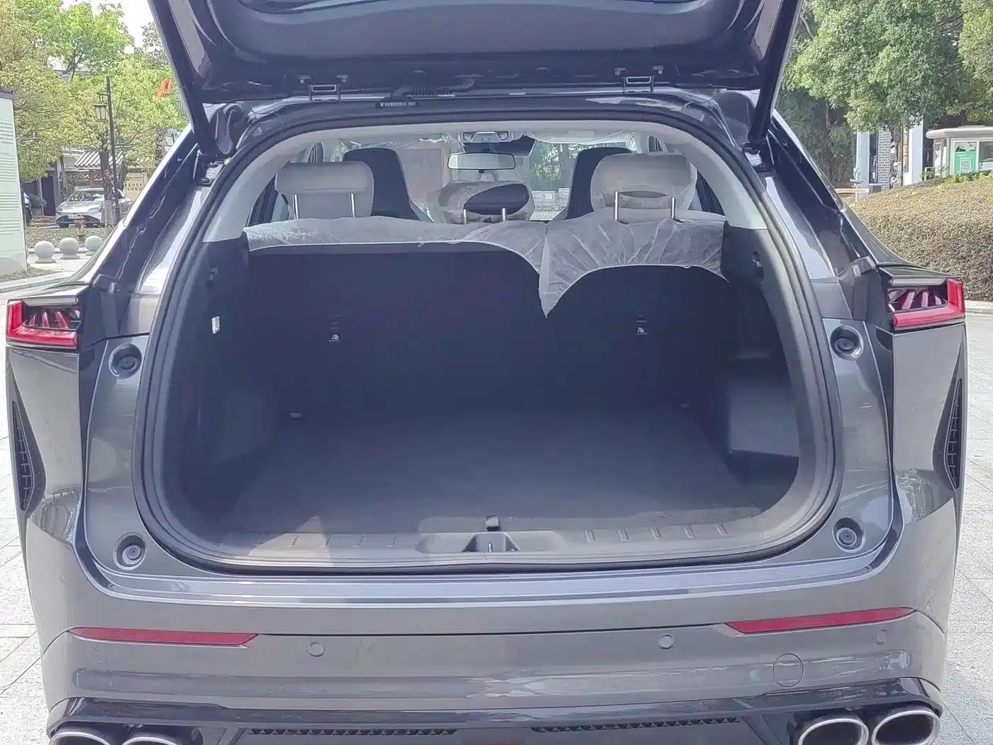 Changan UNI-Z 2025 1.5T Premium Edition — миниатюра 11