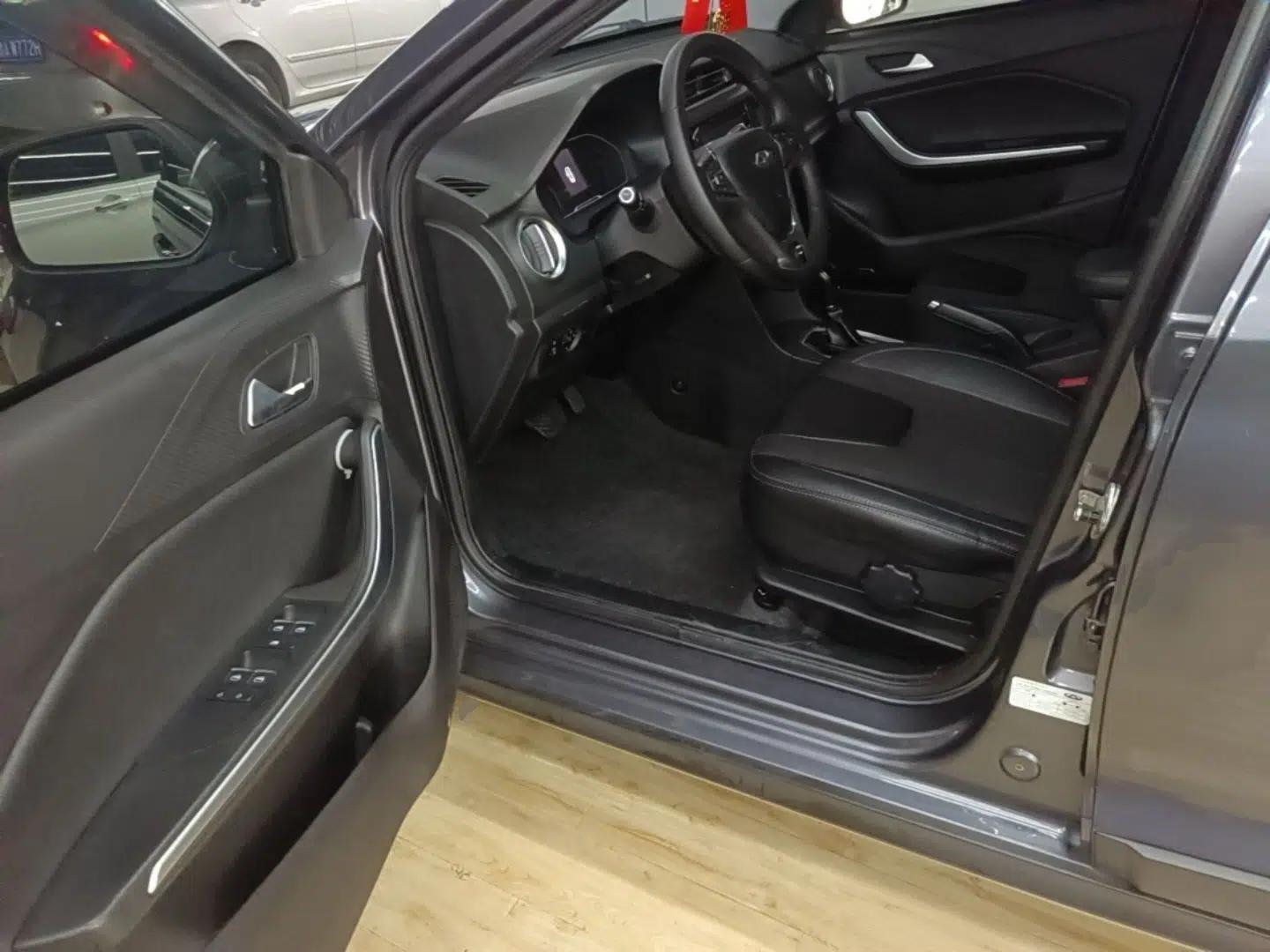 Chery Tiggo 3X 2018 1.5L Automatic Elite Edition — миниатюра 23