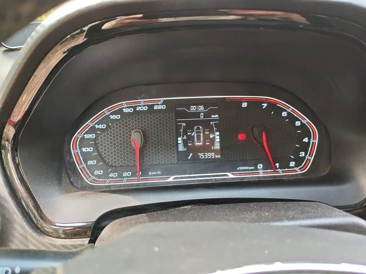 Chery Tiggo 3X 2017 1.5L Manual Luxury Edition — миниатюра 11