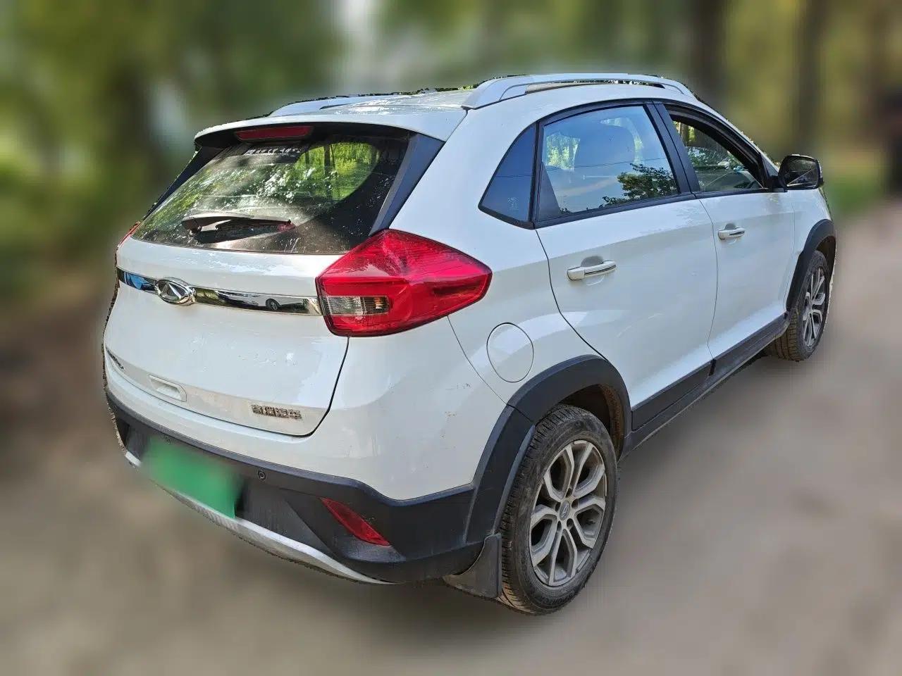 Chery Tiggo 3X 2017 1.5L Manual Luxury Edition — миниатюра 6