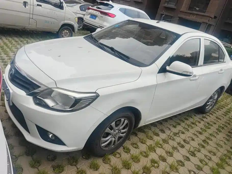 Yuexiang V3 2015 1.4L Manual Comfort Edition (National IV Emission Standard) — миниатюра 1
