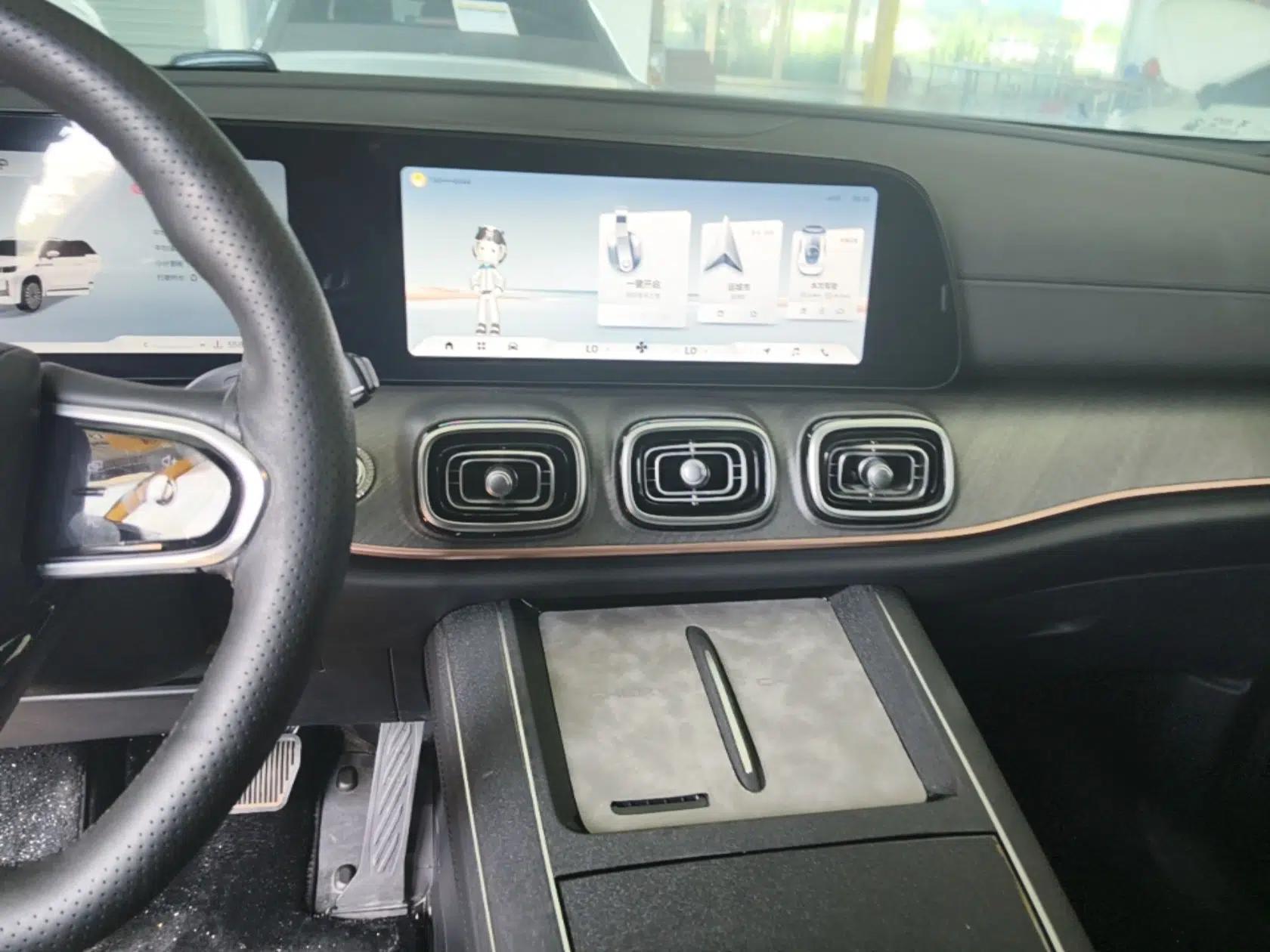Chery Tiggo 9 2025 2.0T Dual-Clutch Two-Wheel Drive Luxury Edition 5 Seats — миниатюра 15