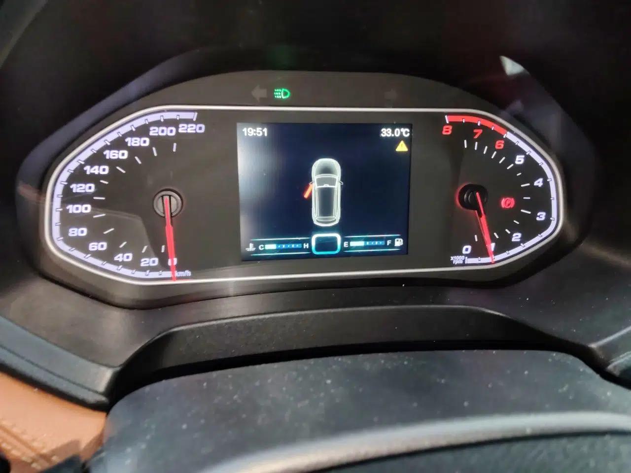 Chery Tiggo 7 2016 1.5T Manual Yaozhen Edition — миниатюра 11