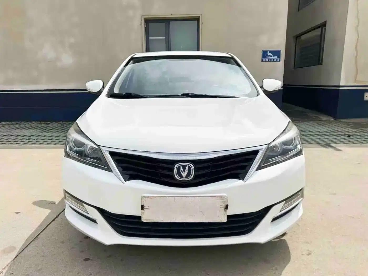 Yuexiang V7 2016 1.6L Manual Comfort Edition (National V Emission Standard) — миниатюра 2
