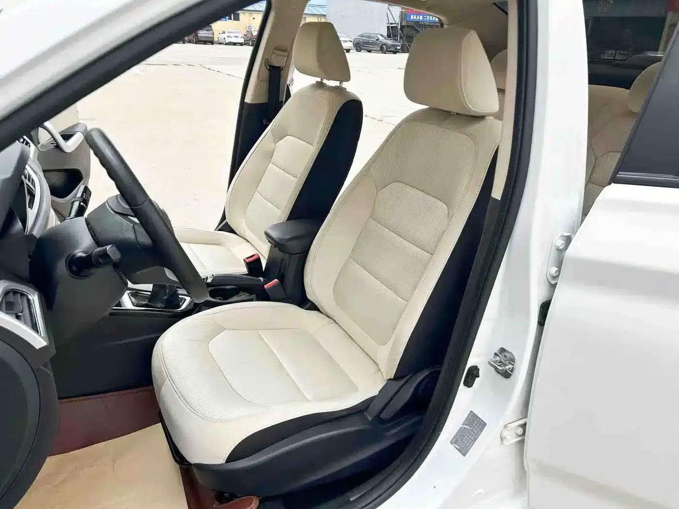 Yuexiang V7 2016 1.6L Manual Comfort Edition (National V Emission Standard) — миниатюра 13
