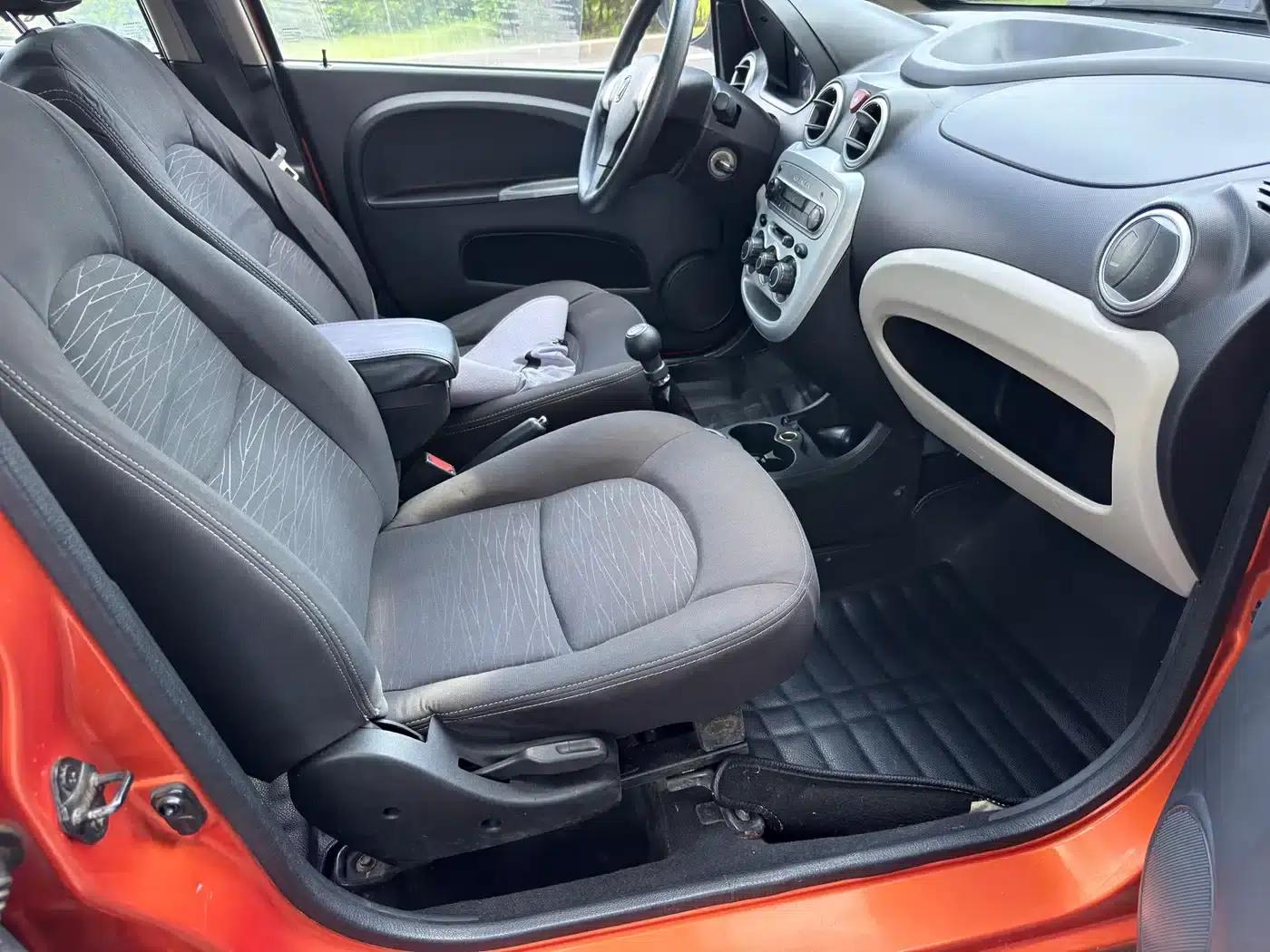 Benben MINI 2012 1.0L Manual Fashion Edition (National V Emission Standard) — миниатюра 13