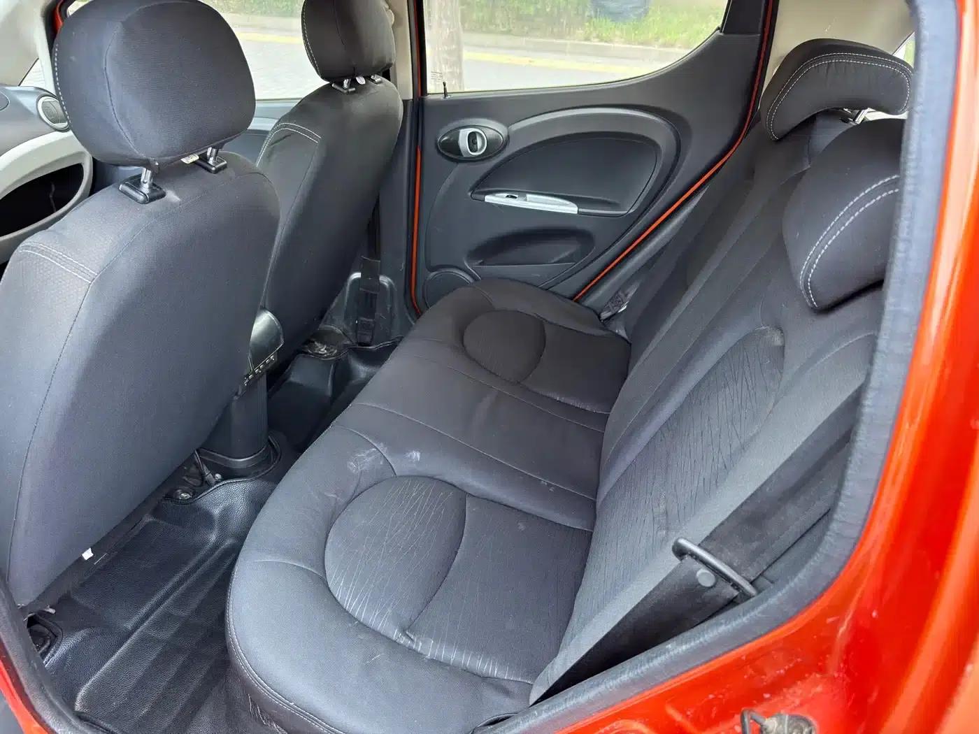 Benben MINI 2012 1.0L Manual Fashion Edition (National V Emission Standard) — миниатюра 8