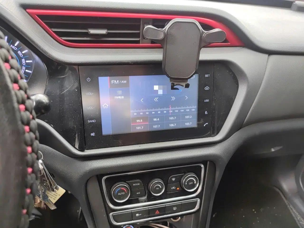Chery Tiggo 3 2016 1.6L CVT ZhiShang Edition — миниатюра 13