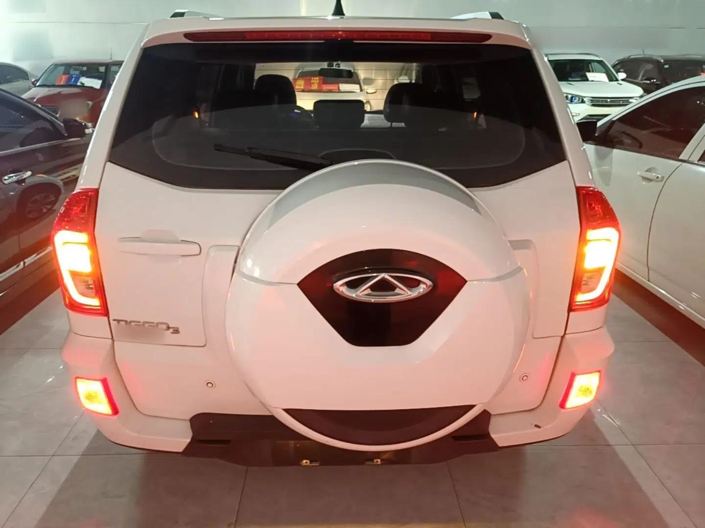 Chery Tiggo 3 2014 1.6L Manual Zhishang Edition — миниатюра 5