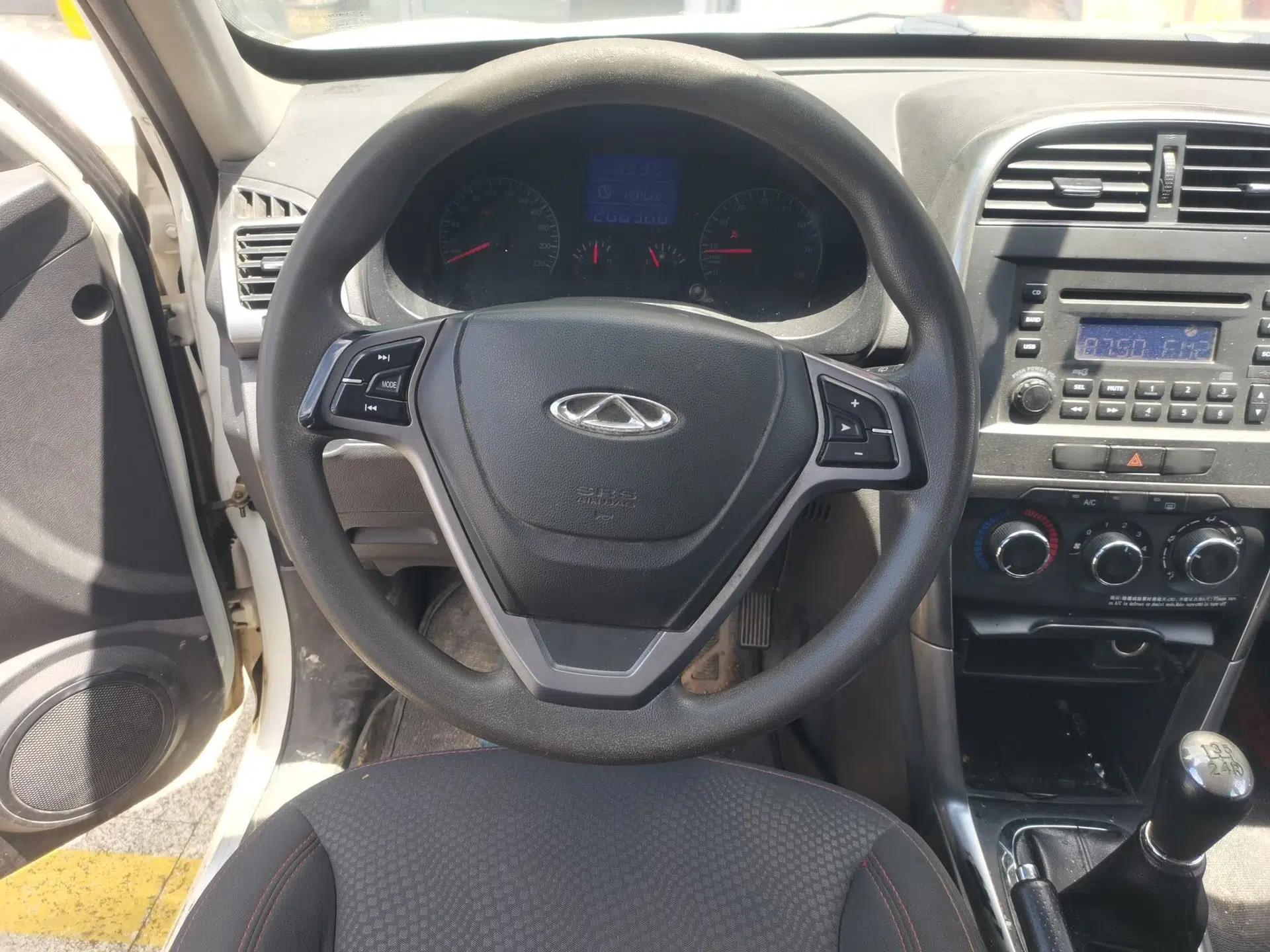 Chery Tiggo 3 2014 1.6L Manual Fashion Edition — миниатюра 10