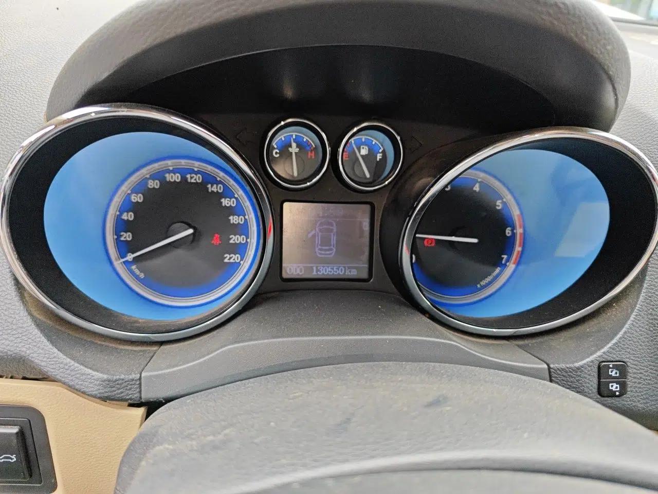 Chery E3 2015 1.5L Manual Fashion Model — миниатюра 11