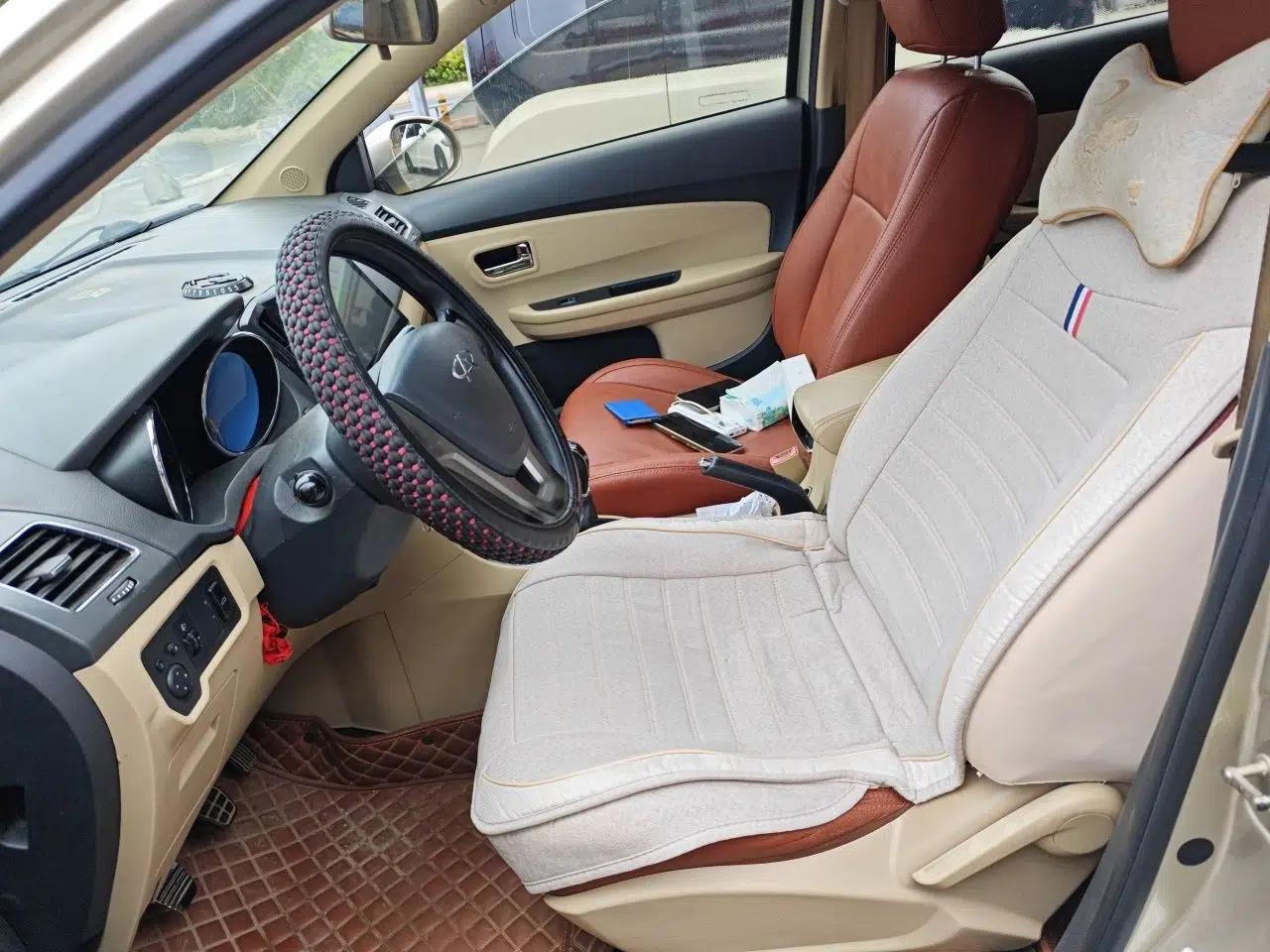 Chery E3 2015 1.5L Manual Fashion Model — миниатюра 15