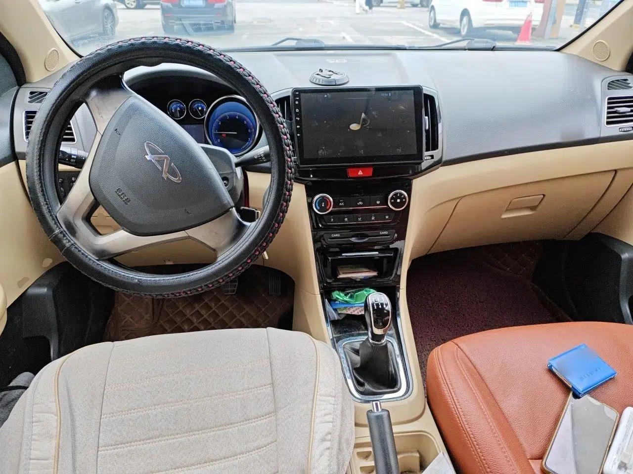 Chery E3 2015 1.5L Manual Fashion Model — миниатюра 9