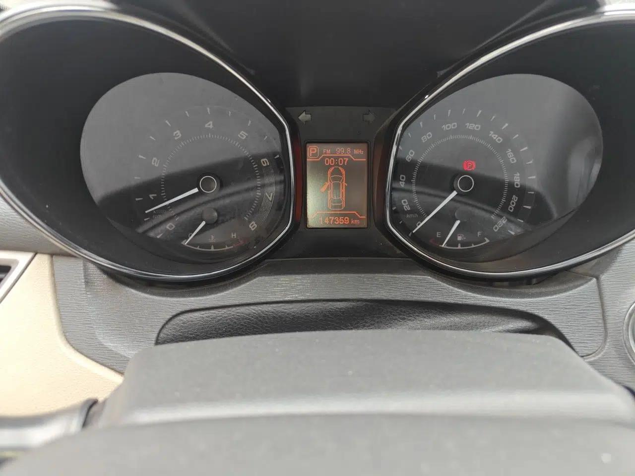 Chery Arrizo 7 2013 1.6L CVT ZhiShang Edition — миниатюра 12