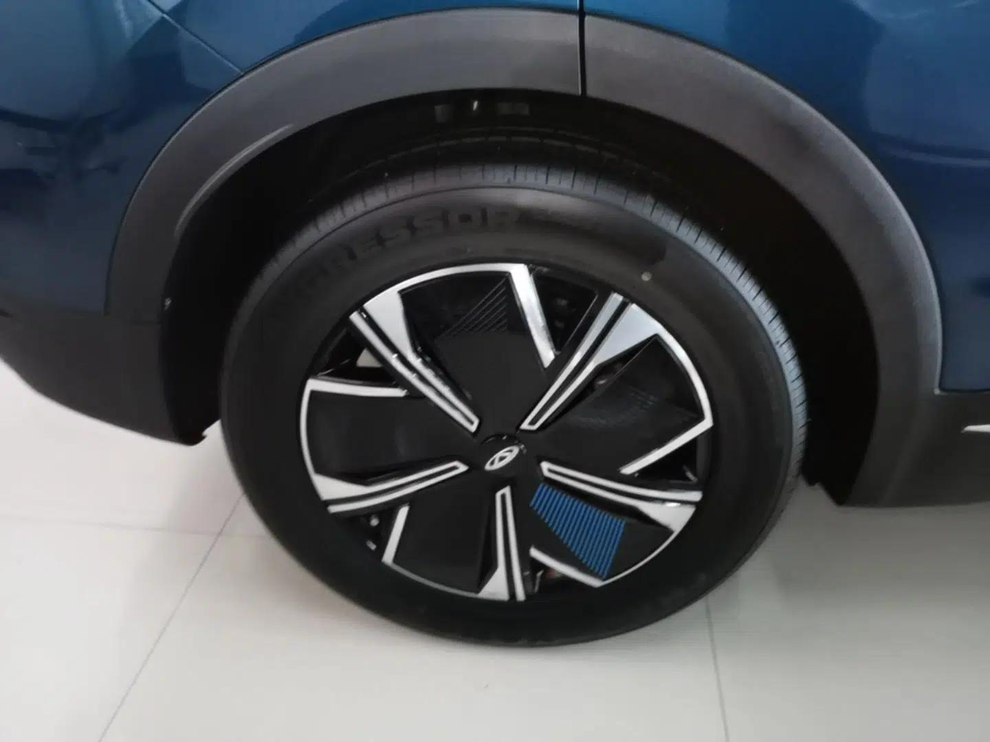 Chery Tiggo 7 PLUS New Energy 2023 Champion Edition 1.5T 100KM Speedy Version — миниатюра 11