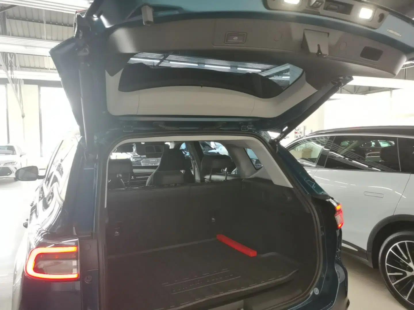Chery Tiggo 7 PLUS New Energy 2023 Champion Edition 1.5T 100KM Speedy Version — миниатюра 22