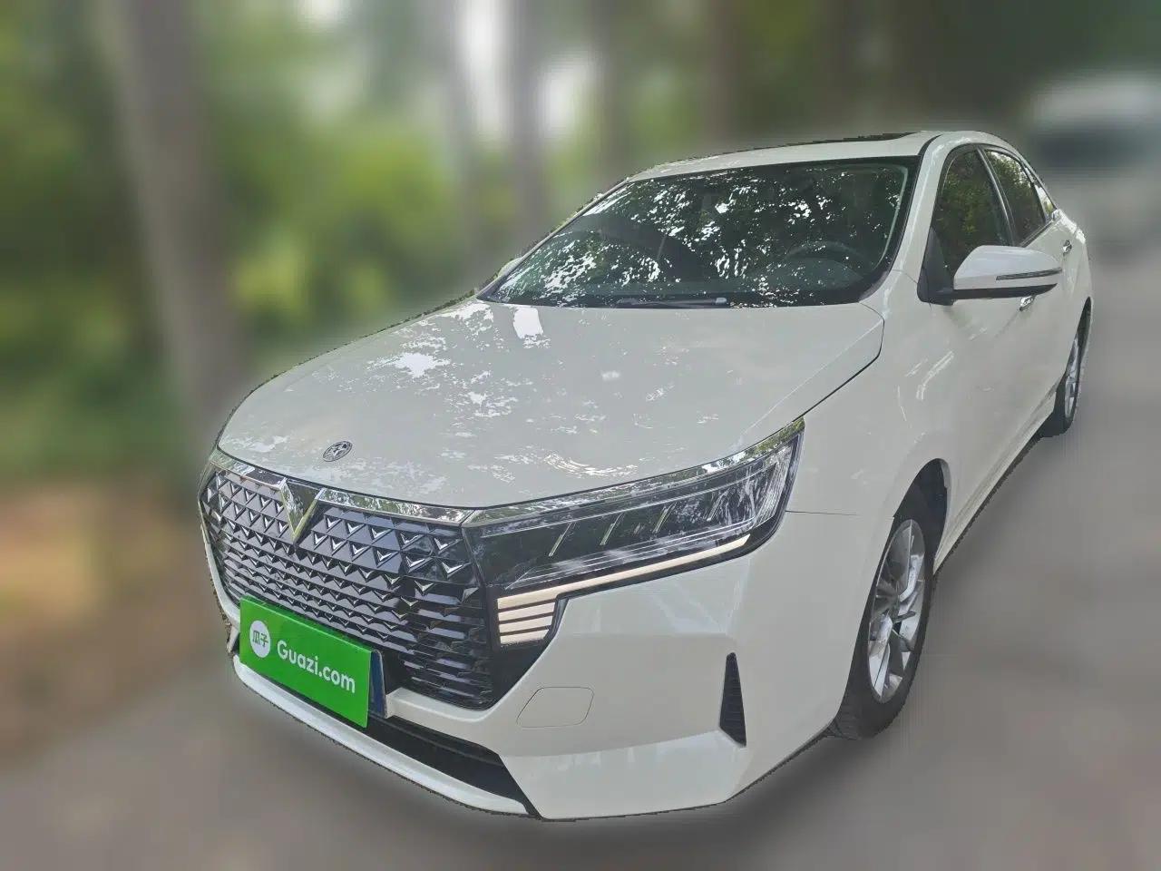 Venucia D60 2021 PLUS 1.6L XL CVT Yue Ling Edition — миниатюра 1
