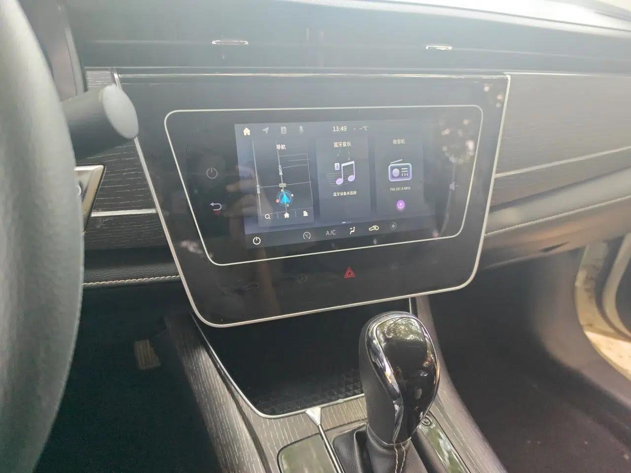 Venucia D60 2021 PLUS 1.6L XL CVT Yue Ling Edition — миниатюра 13