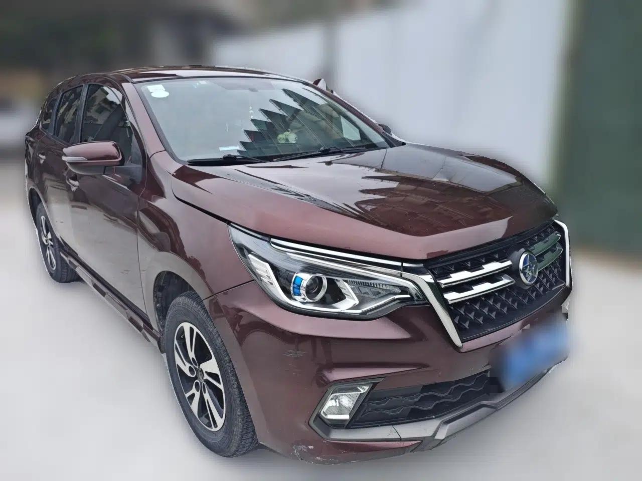 Venucia T70 2018 1.6L Manual Enjoyment Edition — миниатюра 3