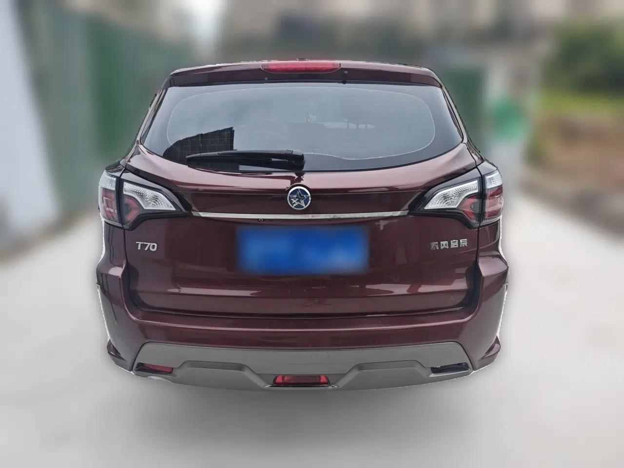 Venucia T70 2018 1.6L Manual Enjoyment Edition — миниатюра 5