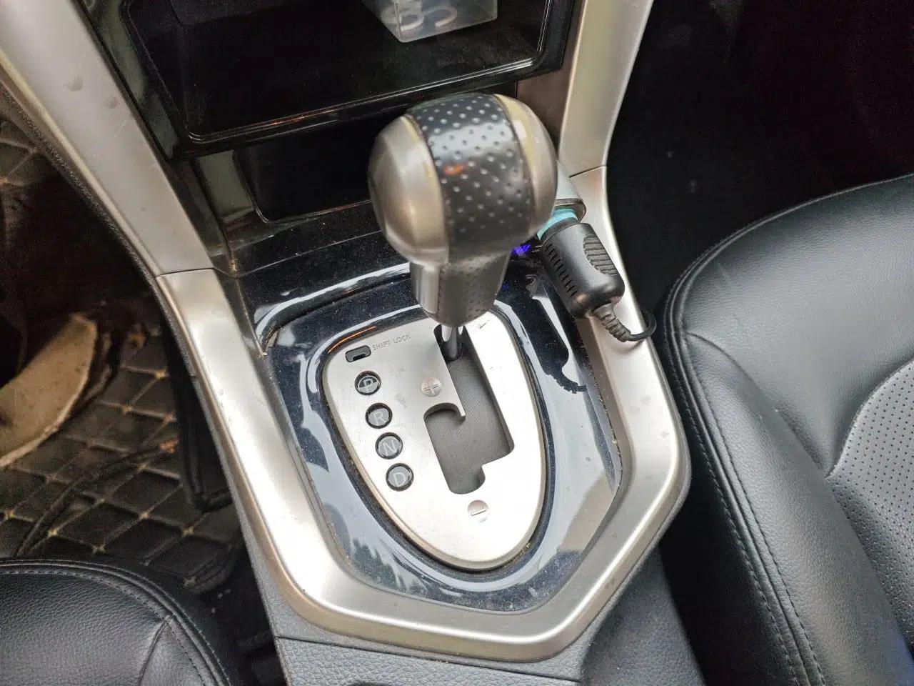 Venucia T70 2016 2.0L CVT Smart Choice Edition — миниатюра 11