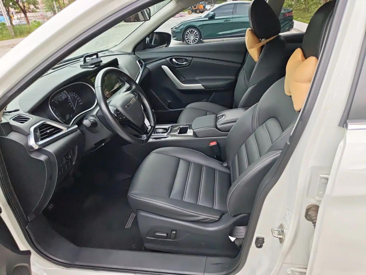 Venucia T90 2018 2.0L CVT Smart Connect Prestige Version China VI Standard — миниатюра 12