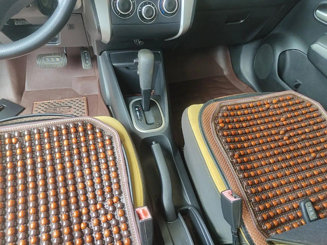 Venucia R50X 2013 1.6L Automatic Model — миниатюра 27