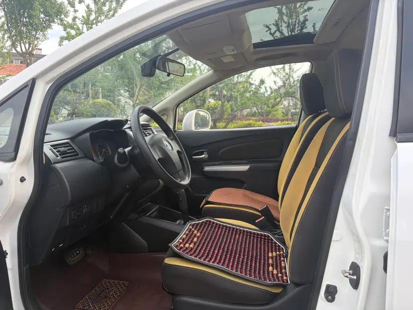 Venucia R50X 2013 1.6L Automatic Model — миниатюра 35