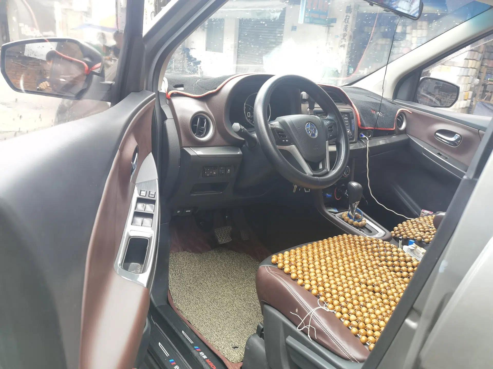 Venucia M50V 2019 1.6L CVT Luxury Edition — миниатюра 16
