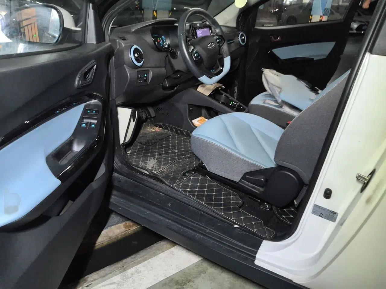 Chery QQ Little Ant 2022 Revised Version Sweet Pink Edition Half-Sugar Version Lithium Iron Phosphate 30.7 kWh 30 kW 301 km — миниатюра 19
